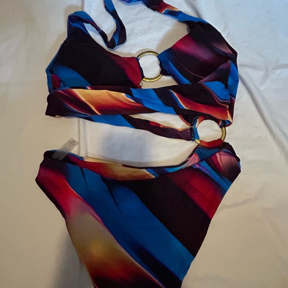 Fashion Nova monokini